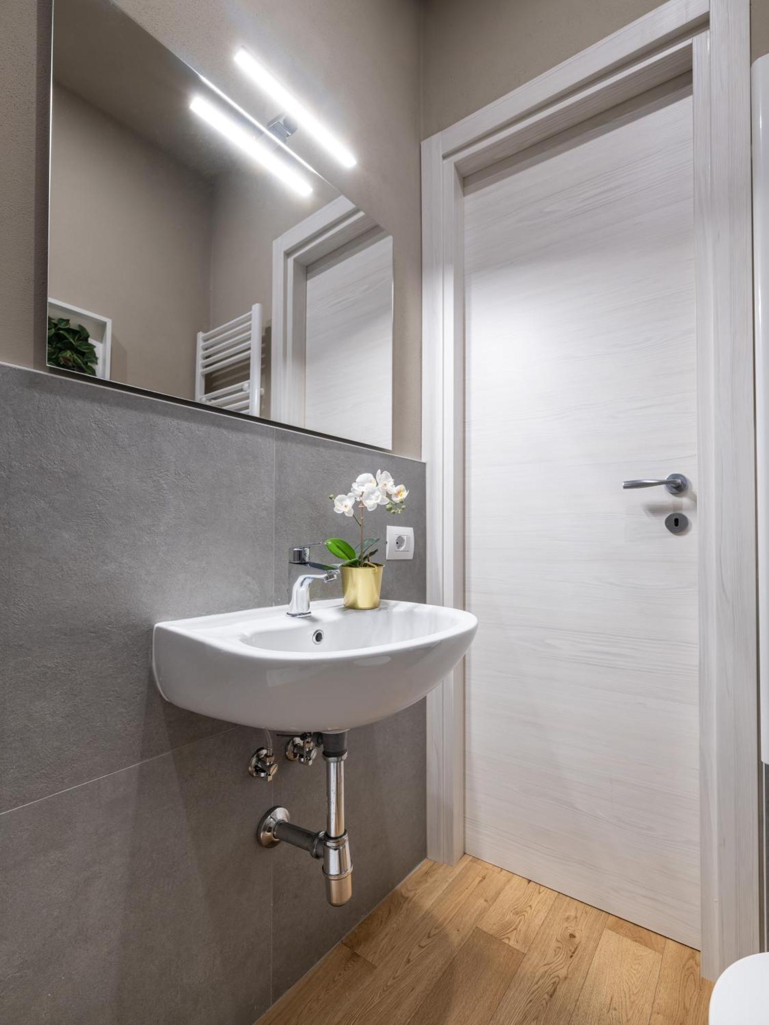 Santa Croce Luxury Suite - Dolcevita Holiday Флоренция Экстерьер фото